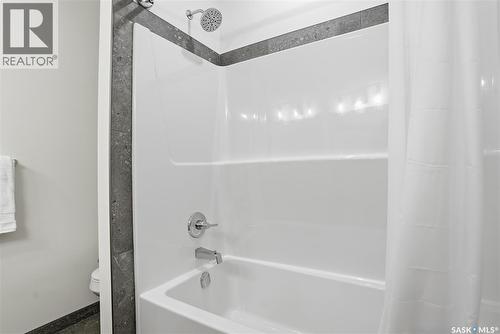 1137 13Th Street E, Saskatoon, SK - Indoor Photo Showing Bathroom