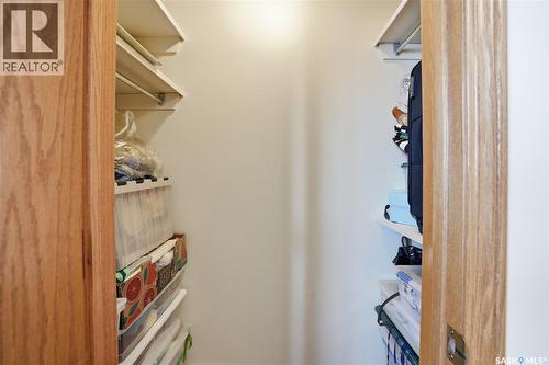 210 Brunst Crescent, Saskatoon, SK - Indoor