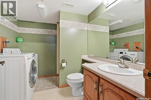 210 Brunst Crescent, Saskatoon, SK - Indoor Photo Showing Laundry Room