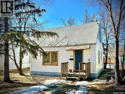 1162 Queen STREET  Regina, SK S4T 4B2