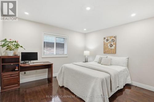 223 Annabelle Street, Hamilton, ON - Indoor Photo Showing Bedroom