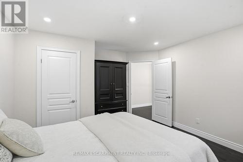 223 Annabelle Street, Hamilton, ON - Indoor Photo Showing Bedroom
