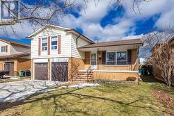 64 NEIL AVENUE  Hamilton, ON L8G 2N2