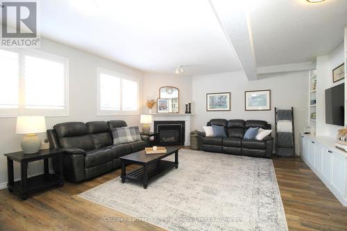 32 Macdonald Crescent, Brantford, ON - Indoor Photo Showing Living Room With Fireplace