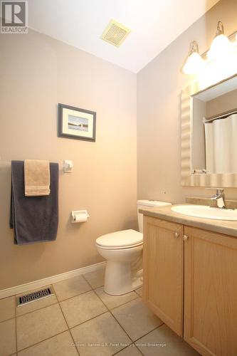 32 Macdonald Crescent, Brantford, ON - Indoor Photo Showing Bathroom