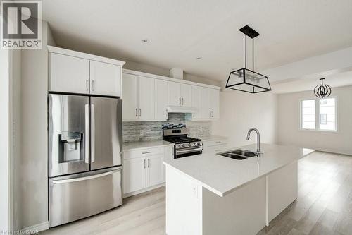 435 Callaway Road Unit# 37, London, ON - Indoor Photo Showing Kitchen With Stainless Steel Kitchen With Double Sink With Upgraded Kitchen