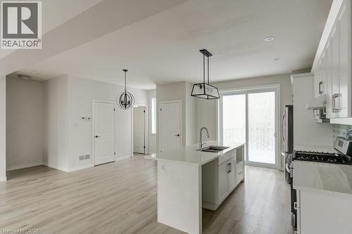 435 Callaway Road Unit# 37, London, ON - Indoor Photo Showing Kitchen With Double Sink