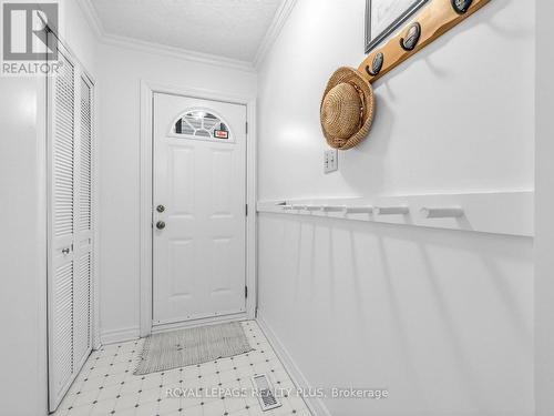 4138 Marigold Crescent, Mississauga, ON - Indoor Photo Showing Other Room