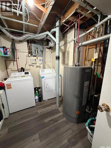 3629 Centennial Drive, Saskatoon, SK - Indoor Photo Showing Laundry Room