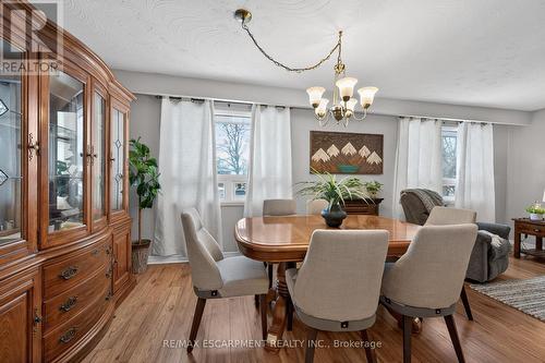 789 Rymal Road, Hamilton, ON - Indoor Photo Showing Dining Room