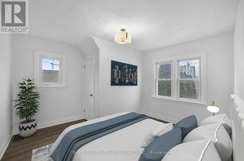 53 Paradise Road S, Hamilton, ON - Indoor