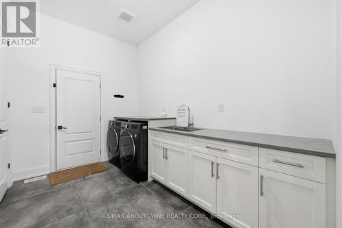 9042 Sideroad 10, Erin, ON - Indoor