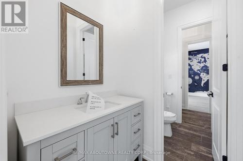 9042 Sideroad 10, Erin, ON - Indoor Photo Showing Bathroom