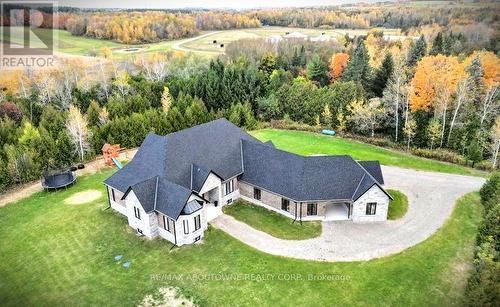 9042 Sideroad 10, Erin, ON - Outdoor With View