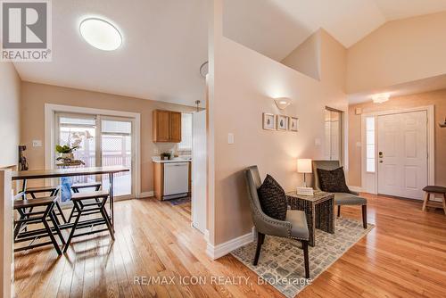 84 Endeavour Drive, Cambridge, ON - Indoor