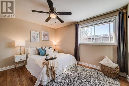 84 Endeavour Drive, Cambridge, ON - Indoor Photo Showing Bedroom