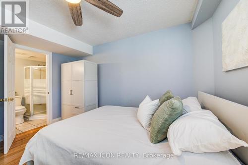 84 Endeavour Drive, Cambridge, ON - Indoor Photo Showing Bedroom