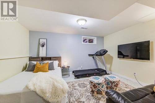 84 Endeavour Drive, Cambridge, ON - Indoor