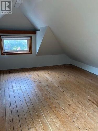 3rd floor loft bedroom - 38 North Oval, Hamilton, ON - Indoor Photo Showing Other Room
