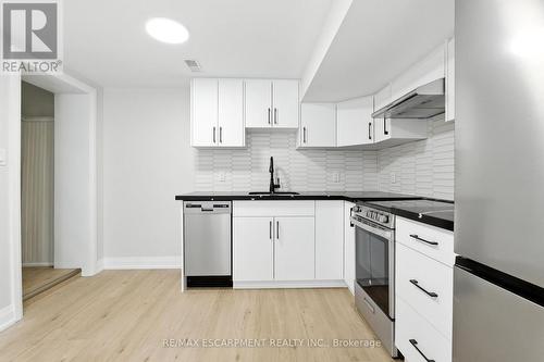 UNIT C - 929 Upper Ottawa Street, Hamilton, ON - Indoor Photo Showing Kitchen With Stainless Steel Kitchen With Upgraded Kitchen