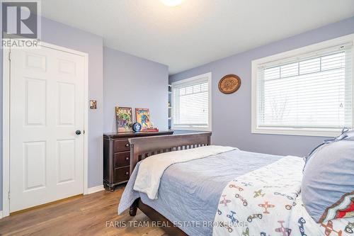 31 Etherington Crescent, Barrie, ON - Indoor Photo Showing Bedroom