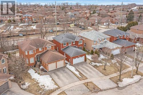 31 Etherington Crescent, Barrie, ON - Outdoor