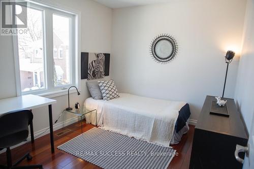 6643 Mockingbird Lane, Mississauga, ON - Indoor Photo Showing Bedroom
