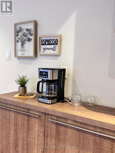 6643 Mockingbird Lane, Mississauga, ON - Indoor