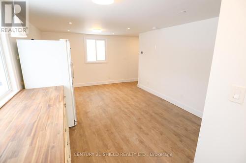 143 Carleton Street, Cornwall, ON - Indoor Photo Showing Other Room