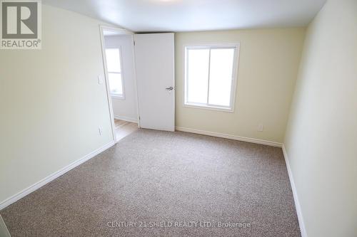 143 Carleton Street, Cornwall, ON - Indoor Photo Showing Other Room