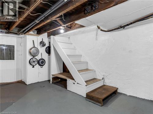 93 Murray Street E, Hamilton, ON - Indoor Photo Showing Basement