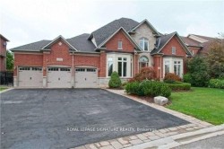 534 Golfview Court  Oakville, ON L6M 3W6