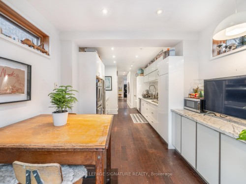 14 Tranby Avenue, Toronto, ON - Indoor With Fireplace