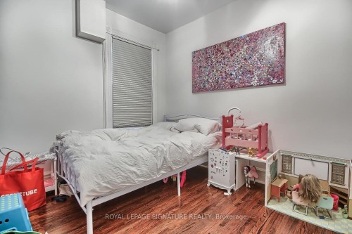 14 Tranby Avenue, Toronto, ON - Indoor Photo Showing Bedroom