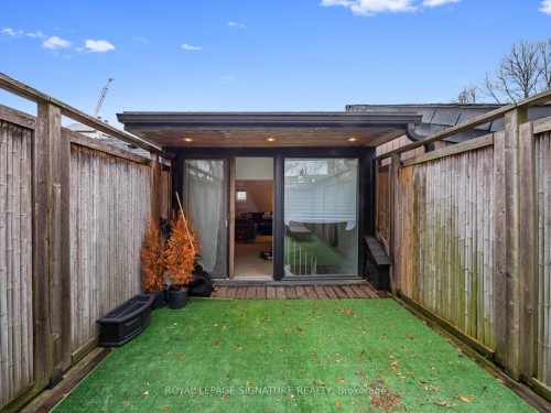 14 Tranby Avenue, Toronto, ON - Outdoor With Exterior