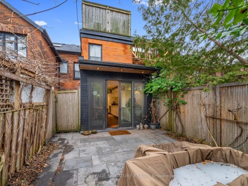 14 Tranby Avenue, Toronto, ON - Outdoor