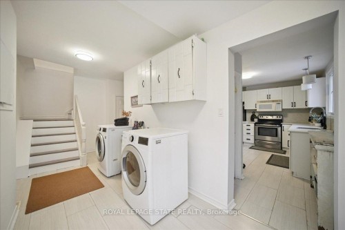 171 Paling Avenue, Hamilton, ON - Indoor Photo Showing Laundry Room