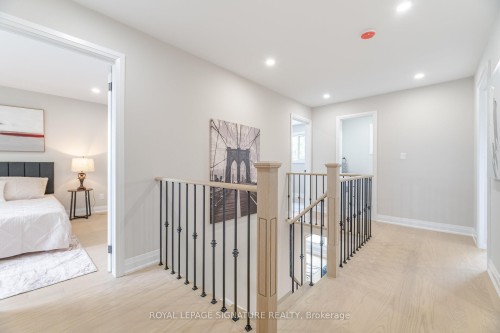 2392 Arnold Crescent, Burlington, ON - Indoor Photo Showing Other Room