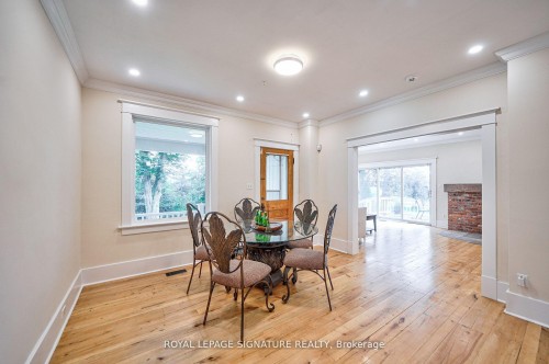 424 8Th Concession Road, Hamilton, ON - Indoor Photo Showing Dining Room