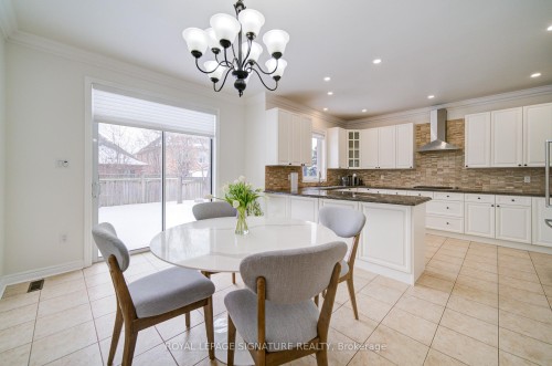 1534 Craigleith Road, Oakville, ON - Indoor Photo Showing Dining Room