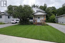 204 Kathleen Street  Sudbury, ON P3C 2L8