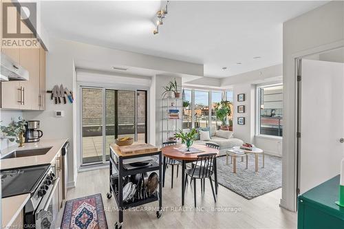 415 - 212 King William Street, Hamilton, ON - Indoor