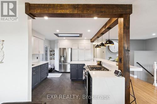 7429 Sideroad 20 Side Road, Mapleton, ON - Indoor Photo Showing Kitchen