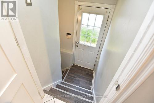 82 East 38Th Street, Hamilton, ON - Indoor Photo Showing Other Room