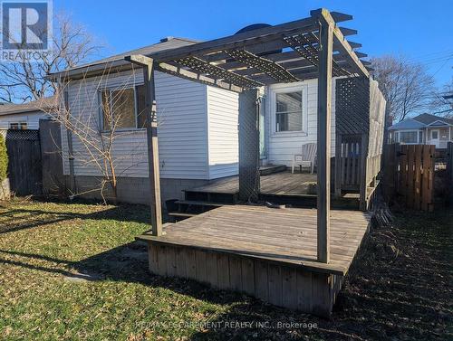 82 East 38Th Street, Hamilton, ON - Outdoor