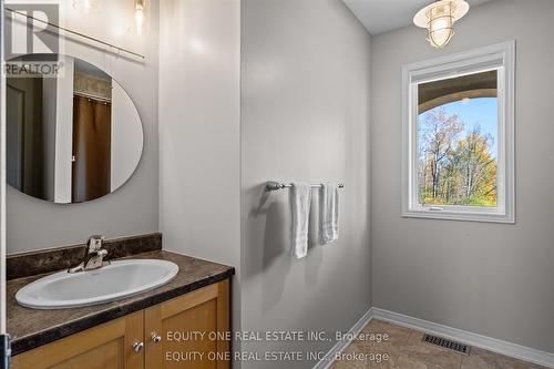 133 Arbourbrook Boulevard, Ottawa, ON - Indoor Photo Showing Bathroom