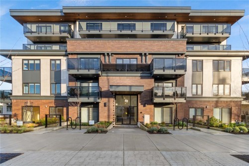 102-45 Haliburton St  Nanaimo, BC V9R 4V6