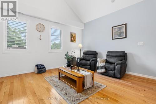 582 Upper James Street, Hamilton, ON 