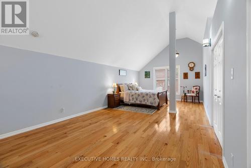 582 Upper James Street, Hamilton, ON 