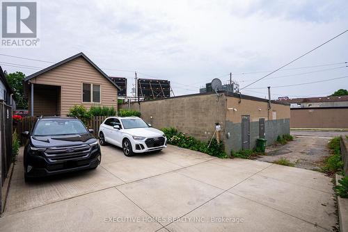 582 Upper James Street, Hamilton, ON 